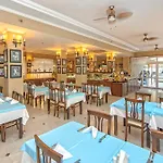Hotel Sinatra 4*