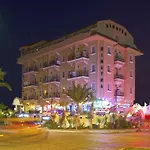 Sinatra Hotel 4*