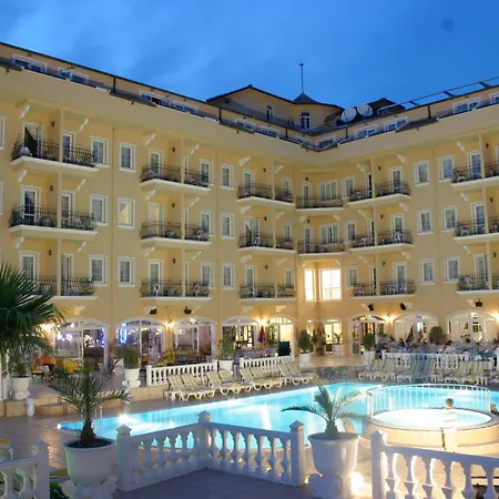 Hotel Sinatra 4*