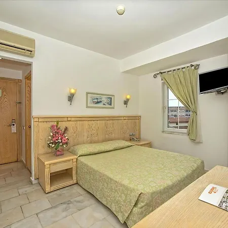 Sinatra Szálloda Kemer