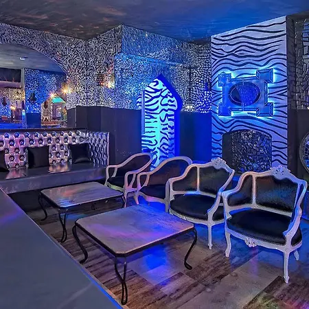 Ξενοδοχείο Sinatra 4*