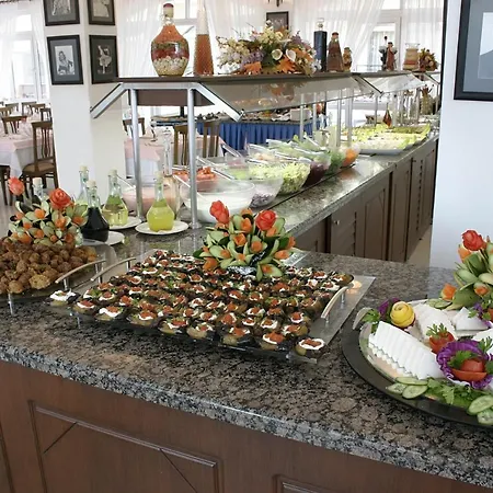 Ξενοδοχείο Sinatra 4*