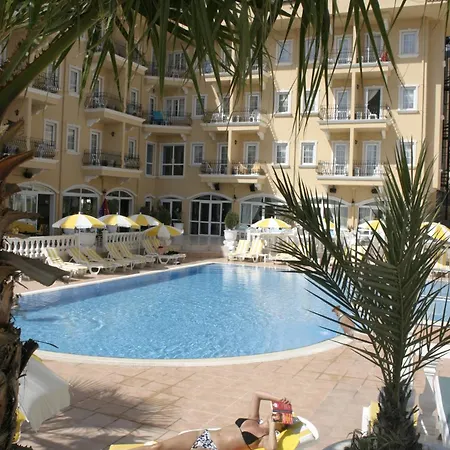 Sinatra Ξενοδοχείο 4*