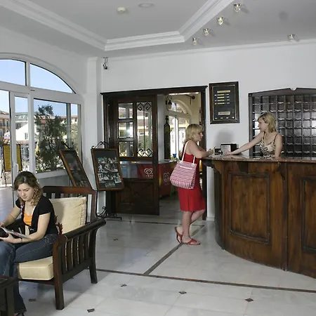 Otel Sinatra