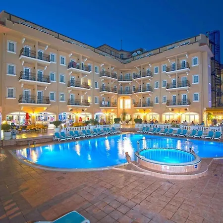 Sinatra Hotel 4*